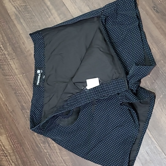 HIPANDA Black Polka Dot Shorts Embroidered Face Applied Ears Small - Picture 4 of 6